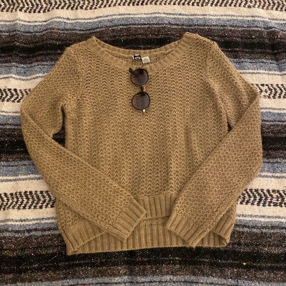Tan Sweater - Picture 1 of 4